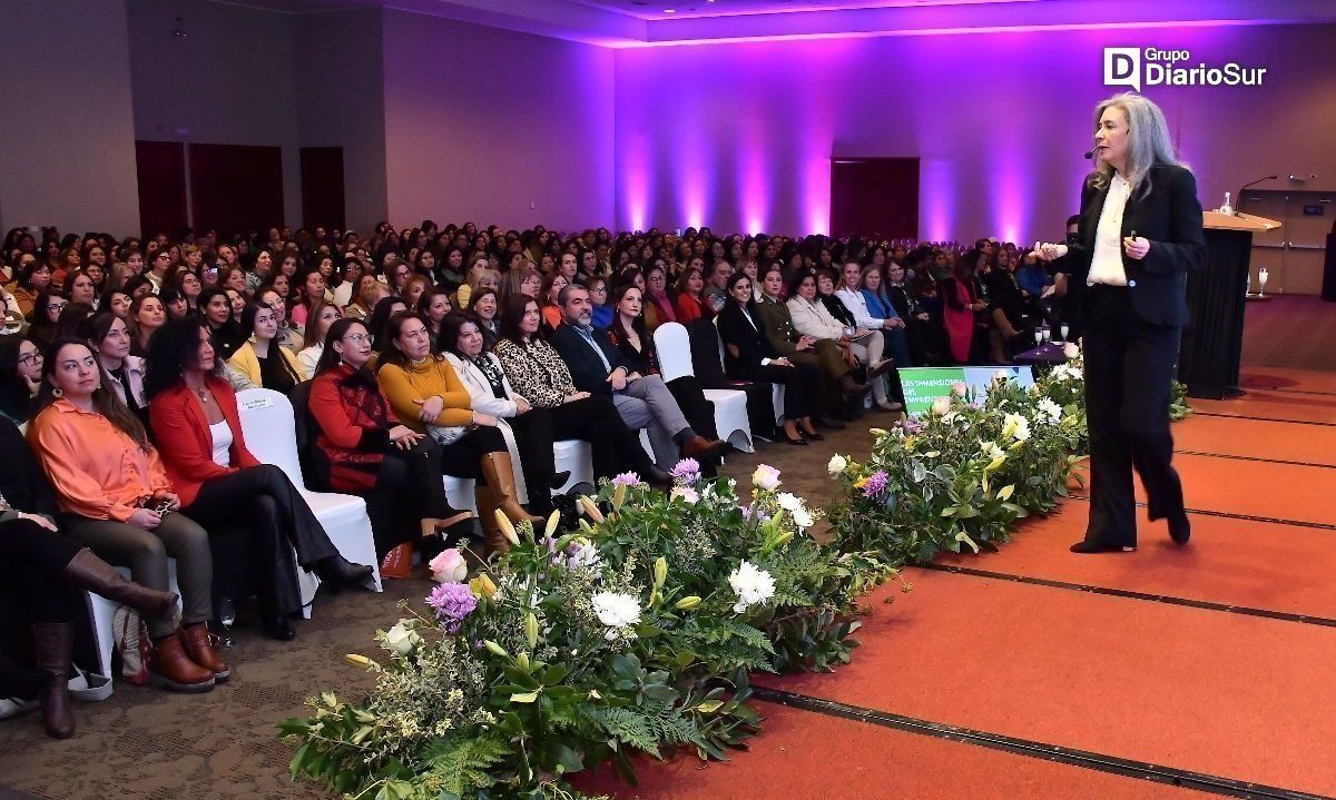 Celebran el empoderamiento femenino en nueva versión del Seminario de Mujeres Líderes del Sur