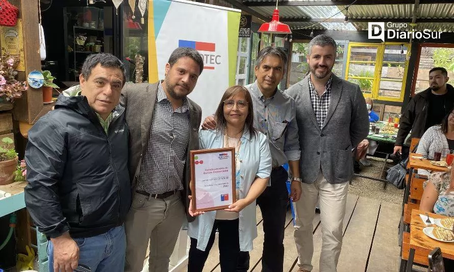 Junto a emprendedores y autoridades lanzan Barrio Comercial O’Higgins en Futrono