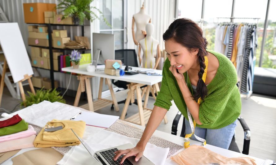 "Mujeres con Energía" de Saesa inicia cuarta academia de emprendedoras 