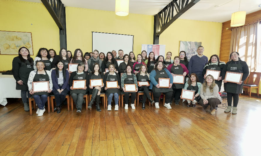 Emprendedores de Llanquihue escalan sus negocios con apoyo de Fosis