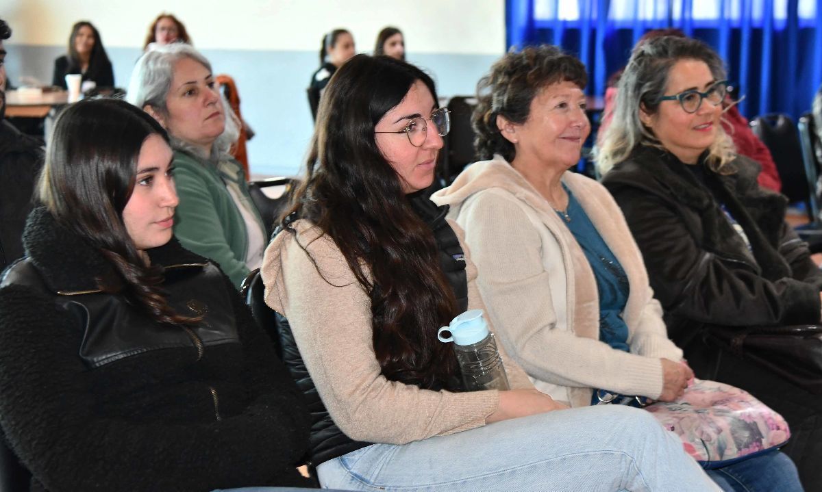 Realizan jornada "Preparando Mi Postulación a Fondos Concursables" en Puerto Montt